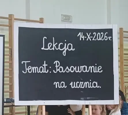 Ślubowanie pierwszoklasistów i Dzień Edukacji Narodowej w Gawlikach Wielkich