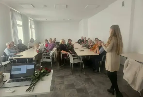 Warsztaty o komunikacji i rozwiązywaniu konfliktów dla słuchaczy UTW w Rynie