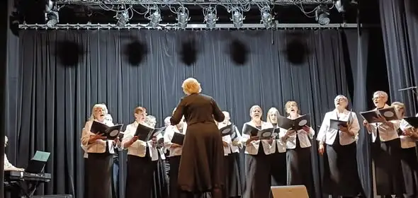 Przegląd Artystycznych Zespołów Senioralnych w Giżycku – muzyka, taniec i pasja bez wieku